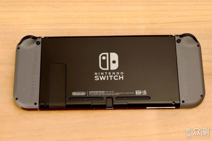 Switch入手初体验，游戏陪你假日宅_新浪众测