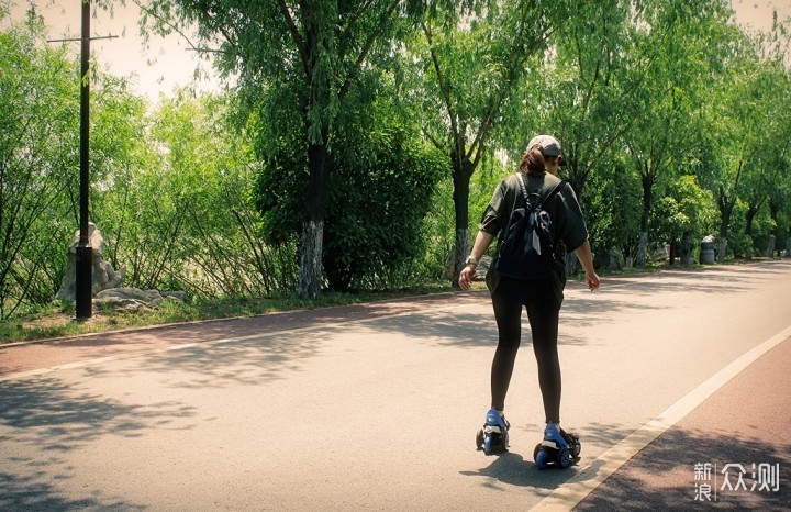 全家人都能玩的Cardiff Skate轮滑鞋_新浪众测