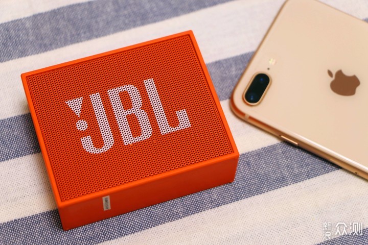 JBL Go 蓝牙小音箱·这块砖头是个什么名堂_新浪众测