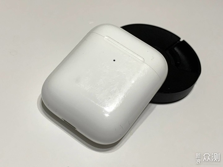 AirPods2代升级虽小却依旧是iPhone的最好伴侣_新浪众测