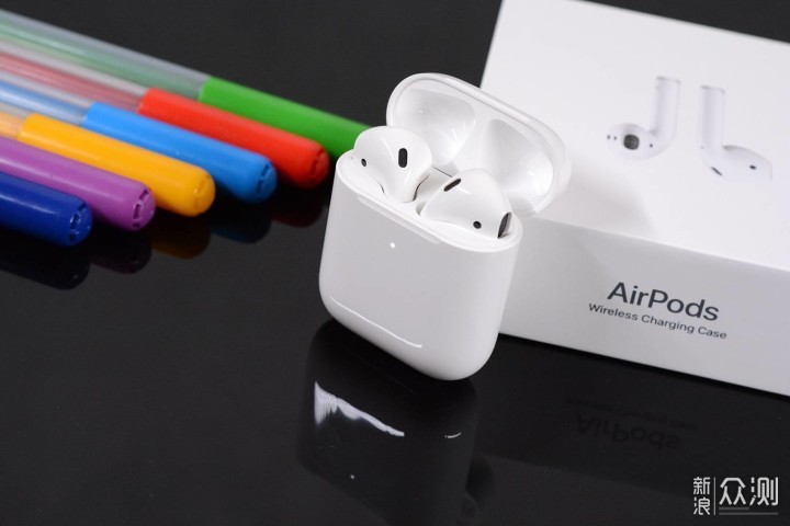 AirPods2代升级虽小却依旧是iPhone的最好伴侣_新浪众测