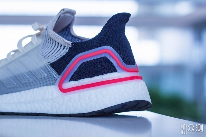 跑鞋界的软妹子——UltraBOOST 19_新浪众测