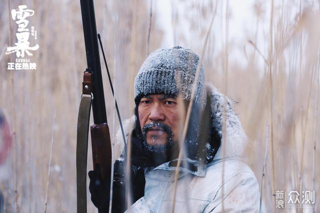 《雪暴》：震撼雪景下的暴力美学_新浪众测