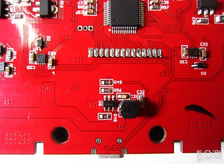 快速充电 显示全面—XTAR VC4S充电器_新浪众测