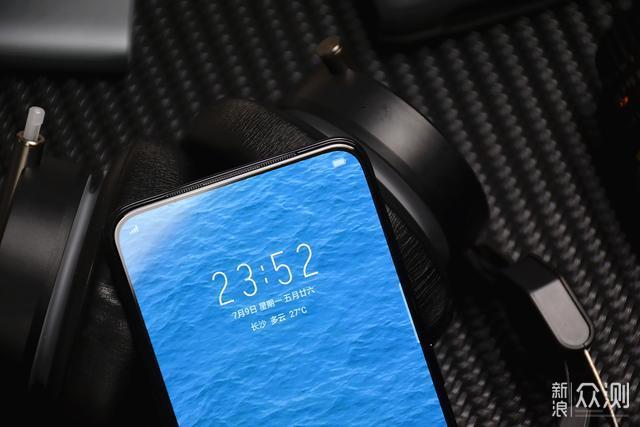 优缺点你都能接受吗？realme X开箱上手_新浪众测