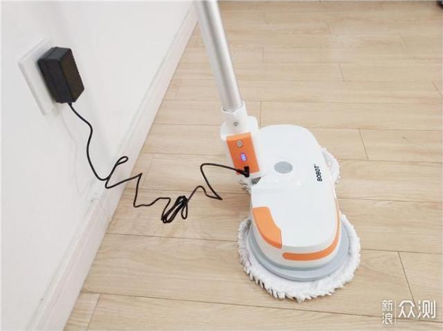 Bobot MOP830电动拖把开箱_新浪众测