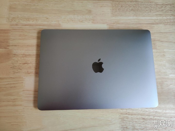 MacBook Pro（2018）开箱上手_新浪众测