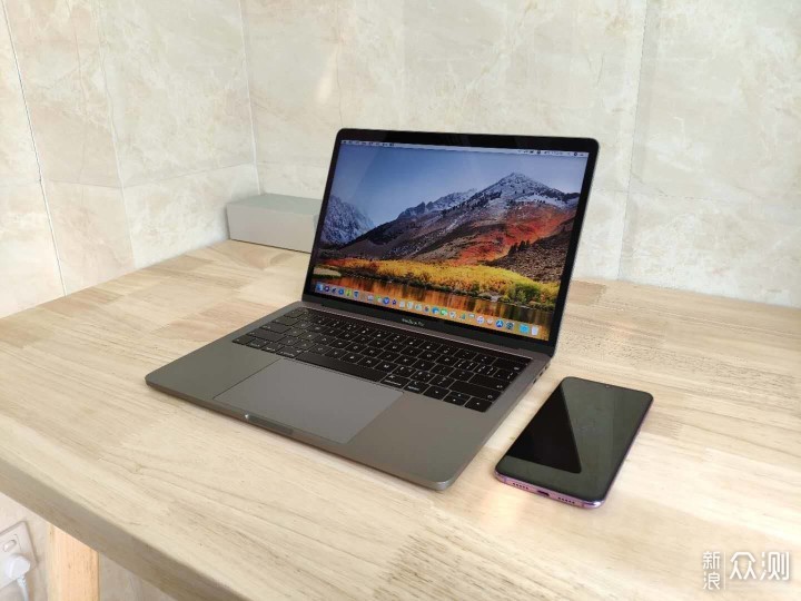 MacBook Pro（2018）开箱上手_新浪众测