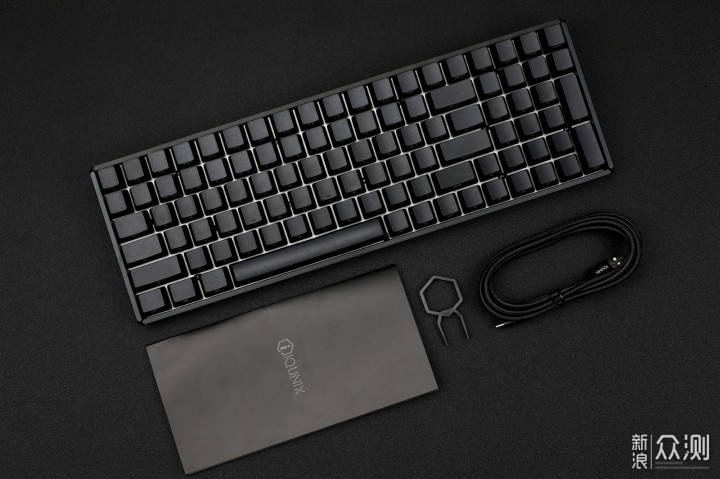 全功能紧凑型机械键盘—iQunix F96碳黑版体验_新浪众测