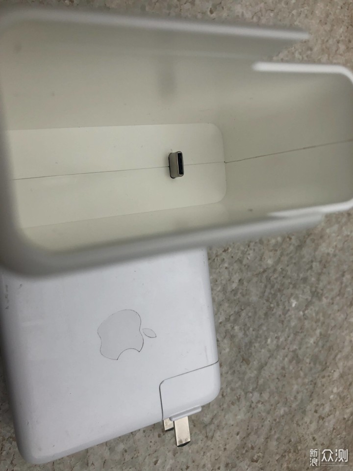 以更简单的方式连接你的MacBook_新浪众测