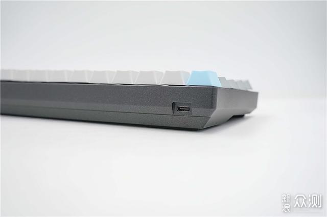 移动生产力助力—AKKO 3068蓝牙双模机械键盘_新浪众测