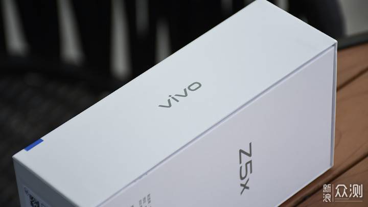 非线上品牌的转型思路：vivo Z5x体验报告_新浪众测