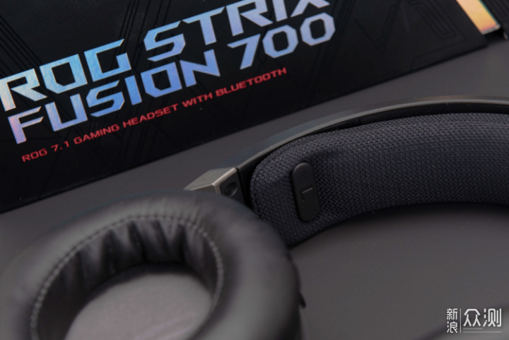 无线游戏耳机怎么选？评ROG Strix Fusion 700_新浪众测