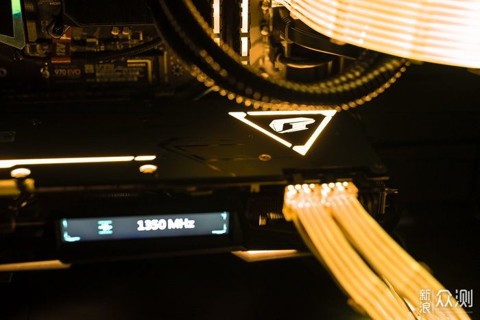 两万预算的RGB高配游戏主机 i9+RTX2080Ti_新浪众测
