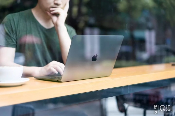 ​MacBook Pro 2019 13寸，很多人的第一台Mac_新浪众测