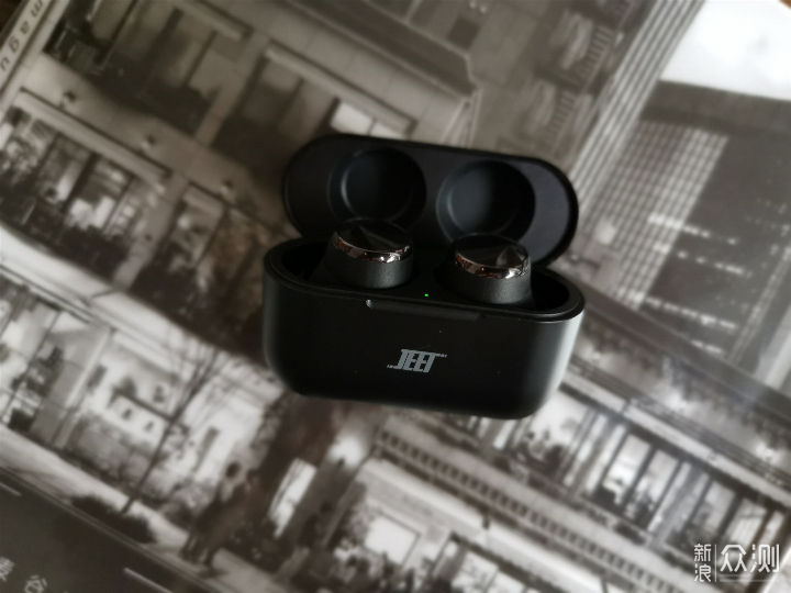 JEET Air Plus蓝牙耳机：更稳、更久、更出色_新浪众测