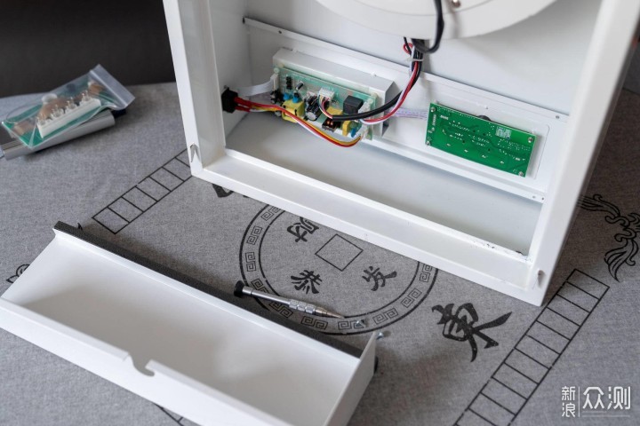 一把螺丝刀一把钳子一块板 新风机接入米家APP_新浪众测