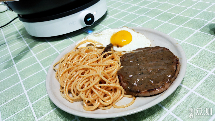 家庭煮夫之周末大餐：米家电磁炉版烤肉与牛排_新浪众测