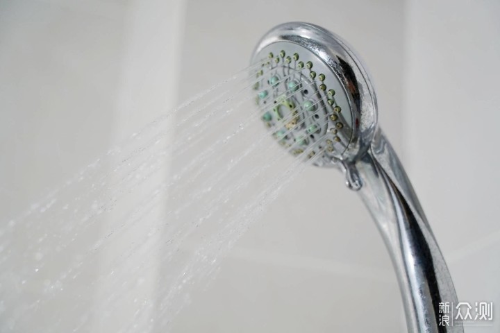 佳尼特智能软水机体验：你家洗澡水真的干净吗_新浪众测