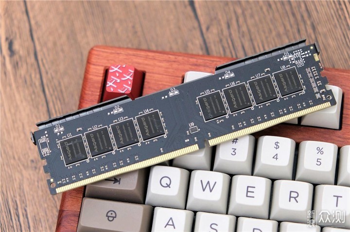 超频潜力惊人：阿斯加特 T2 32G DDR4 2666_新浪众测