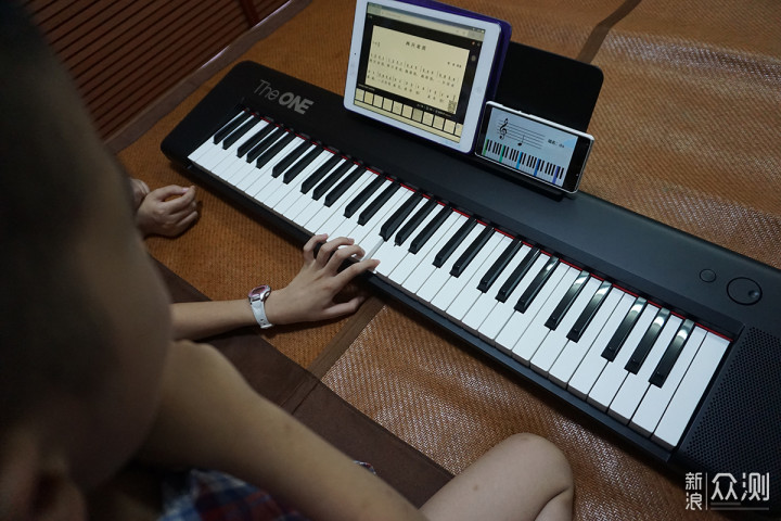 音乐素养第一步，入手The ONE智能电子琴Air_新浪众测