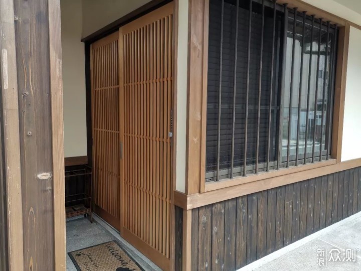 合理布局的温馨日本小屋_新浪众测