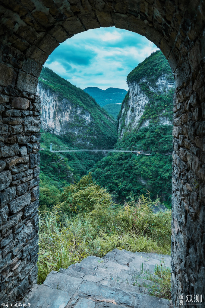 自驾旅拍恩施地心谷，美景美食和美人_新浪众测