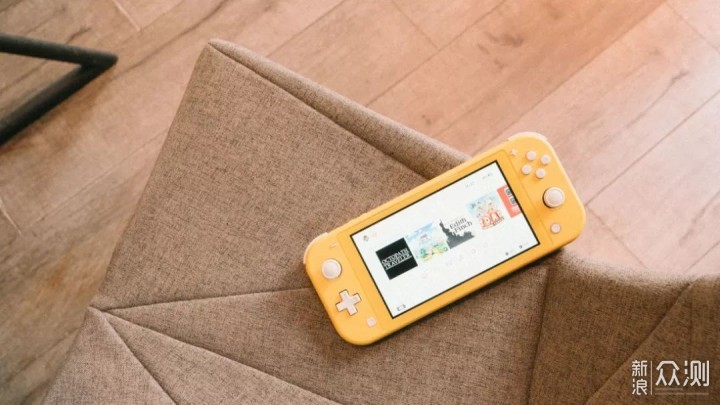 Switch Lite，第一眼就知道是我想要的游戏机_新浪众测