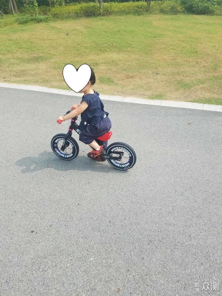 enjoy your balance bike life_新浪众测