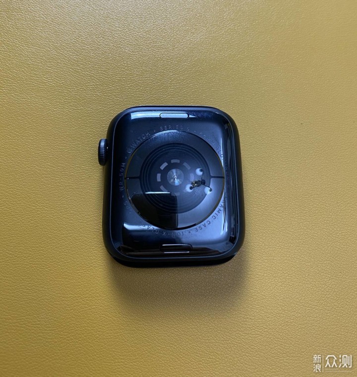 苹果第一款真正的手表:apple watch 5开箱速评_新浪众测