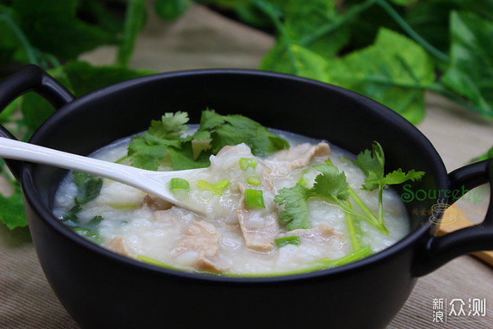 剩饭别做炒饭，换一个花样熬成粥，鲜香味美！_新浪众测