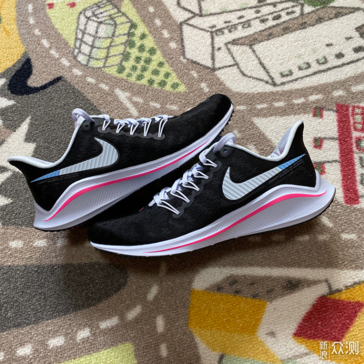 双十一来晒晒319买的NIKE AIR ZOOM VOMERO 14_新浪众测