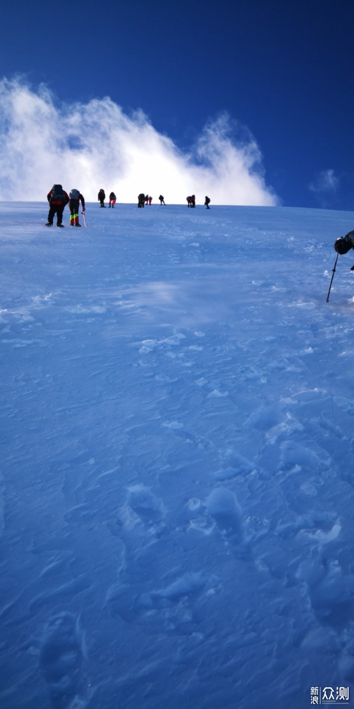 COROS高驰APEX PRO伴我哈巴雪山行_新浪众测