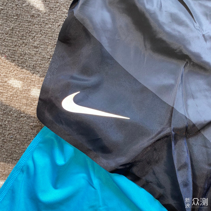 双十一来晒晒NIKE TECH 2-IN-1跑步短裤_新浪众测