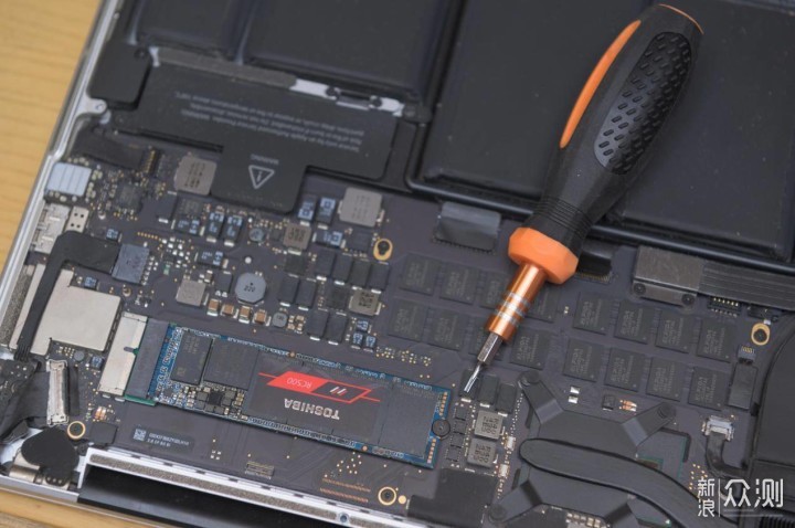 东芝RC500 NVMe固态硬盘拯救系统崩溃MacBook_新浪众测
