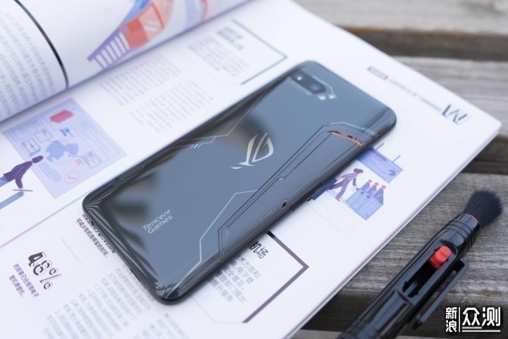 华硕rog游戏手机2体验