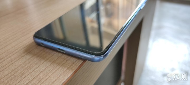 荣耀30s评测:高颜值高性价比 5g入门机首选
