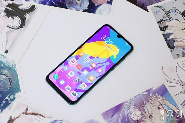 华为play4t,华为play4t手机 高颜值4800万三摄千元机荣耀play4tpro体验