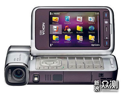 诺基亚n93 发布于2006年当我看到这部手机第一眼的时候,我觉得手机