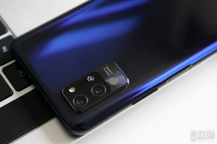 荣耀play4pro绝版啦,荣耀play4pro 荣耀play4 pro:一部"知冷知热"的5g手机