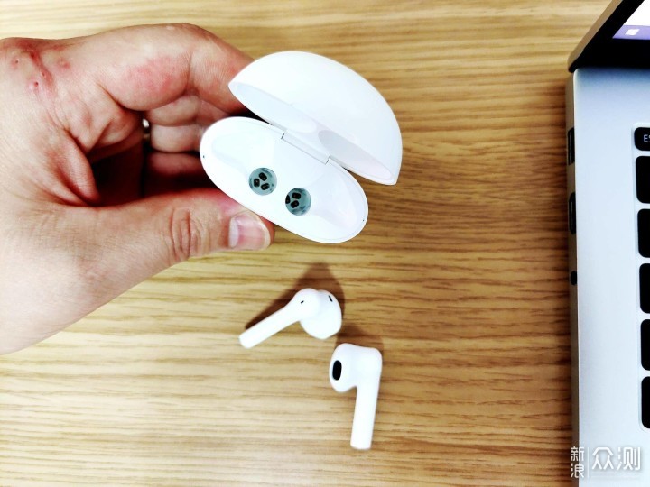 vivo蓝牙耳机twsneo,vivotws蓝牙耳机 vivotwsneo蓝牙耳机究竟颜值与性能兼具几何?