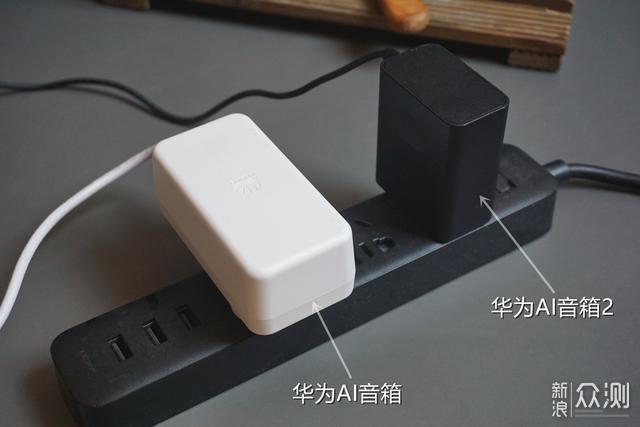 华为ai音箱2电池版:可无线移动的智能ai音箱