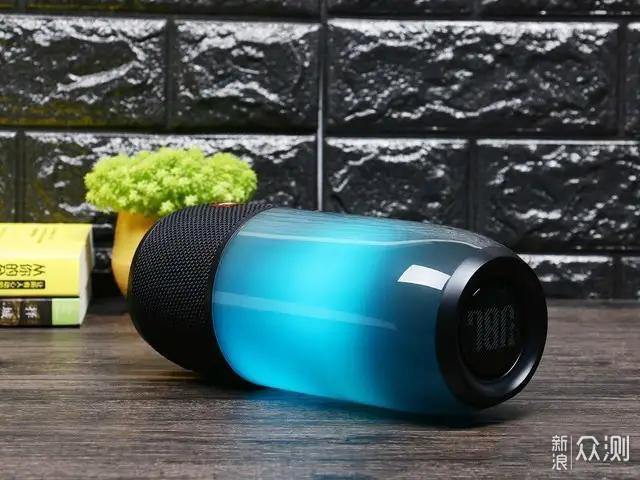 jbl pulse3音箱评测:360°光影秀不止是酒吧