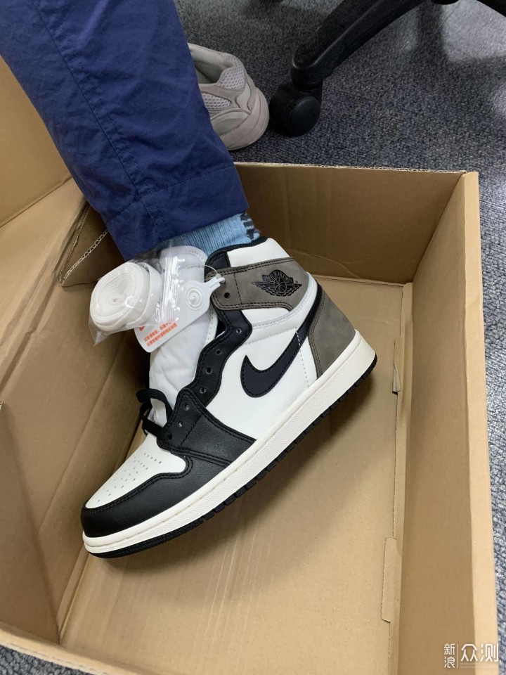 入手小倒钩, air jordan 1 "dark mocha"