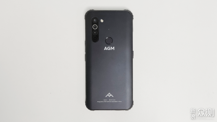 agm x5,示范如何做出极具差异化的5g手机_新浪众测