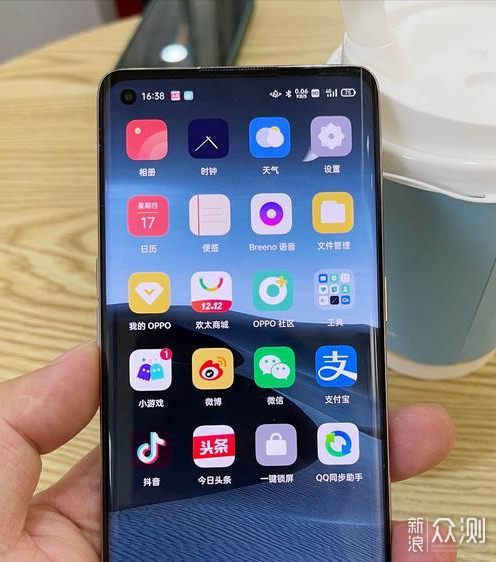 oppo reno5pro销量表现不俗,轻薄是亮点!