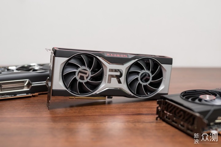 rx 6700xt主要定位就是替代上一代的rx 5700xt,价格定位一样,但规格