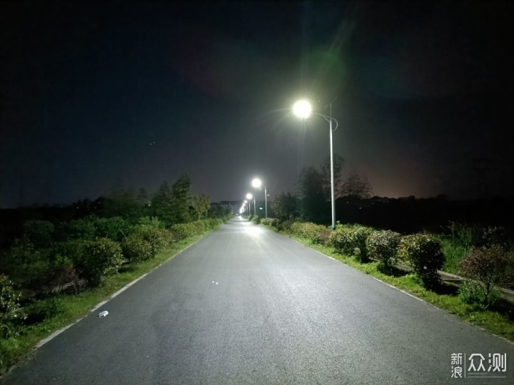 潮玩旗舰,敢越级就是淦:真我gtneo上手体验