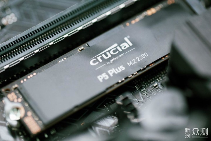 crucial 英睿达 p5 plus nvme 1t固态硬盘实测