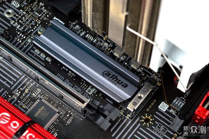 哪个部件能显著提升电脑性能?不是显卡和cpu